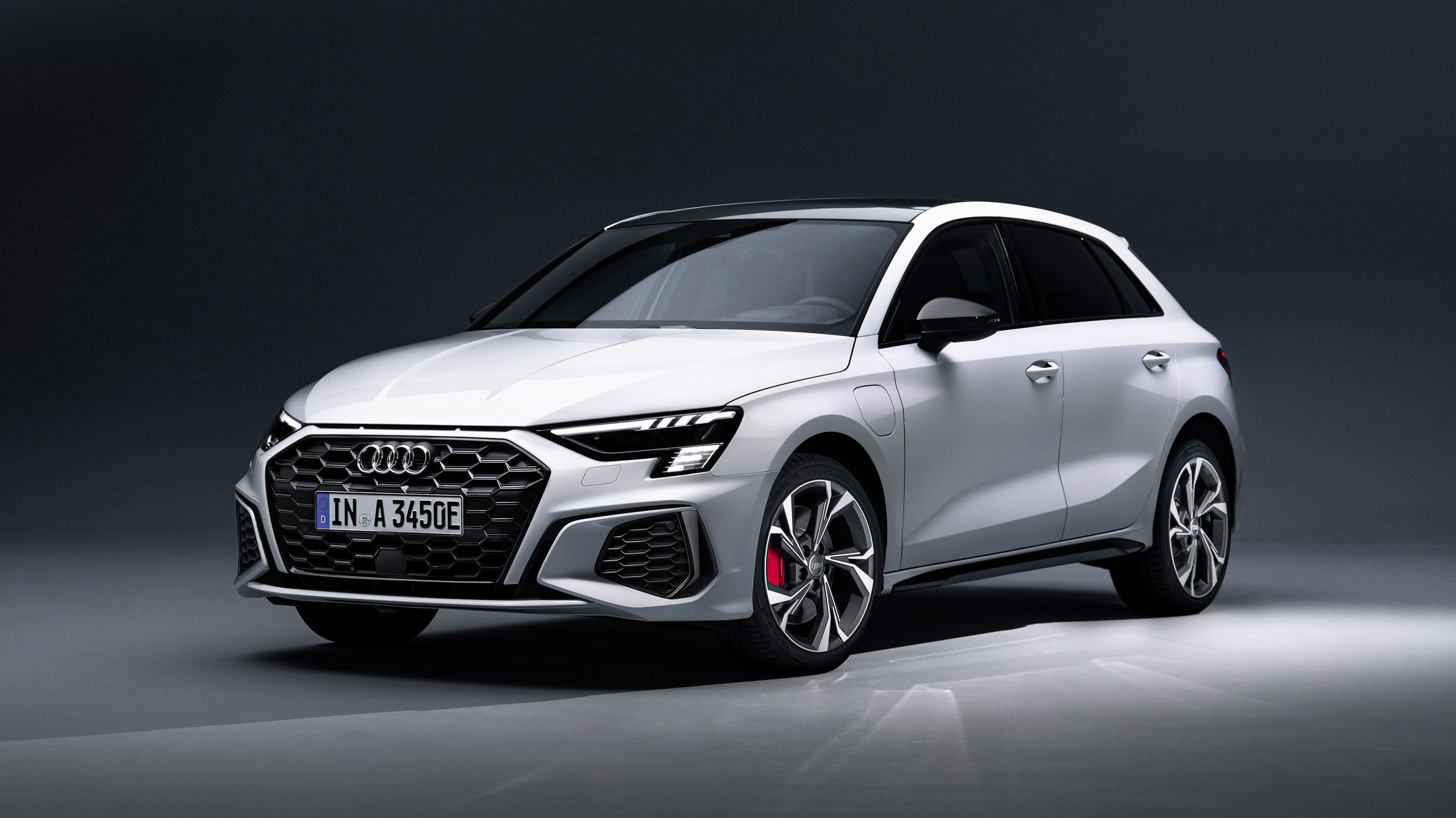 New Audi A3 Sportback 45 TFSI e plug-in hybrid revealed | Auto Express